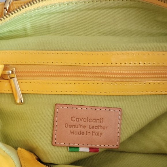 💥💥HOST PICK💥💥Cavalcanti Patent Yellow Quilted Tote - Picture 13 of 16